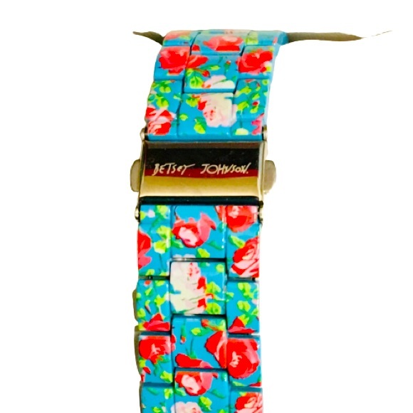 🌹 NWT Betsey Johnson Blue Rose’s Motif, Watch! 🌹 - Picture 4 of 4